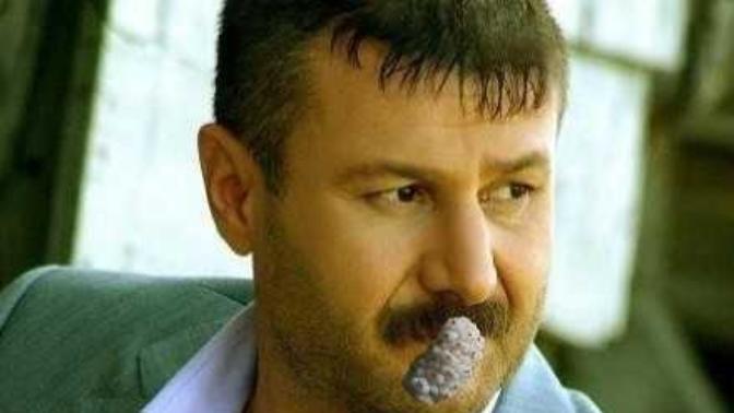 Siteden kiminle dut yiyip, dut yemiş Azer Bülbül'e dönmek istersiniz?