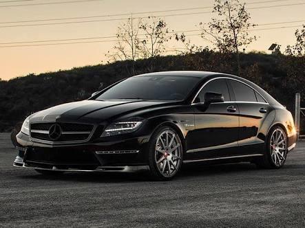 Altında Porsche Panamera olan biri mi daha zengindir,Mercedes CLS olan biri mi?