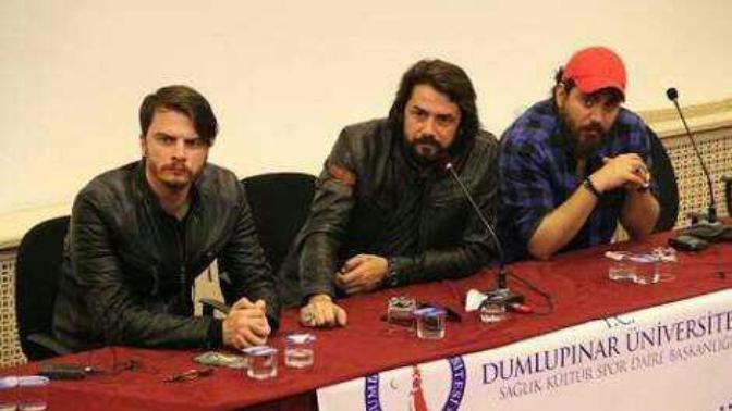 Yiğit uçan yakışıklı mi?