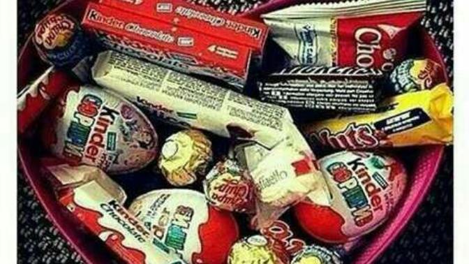Kime çikolata dolu bir kutu hediye etmek isterdin?