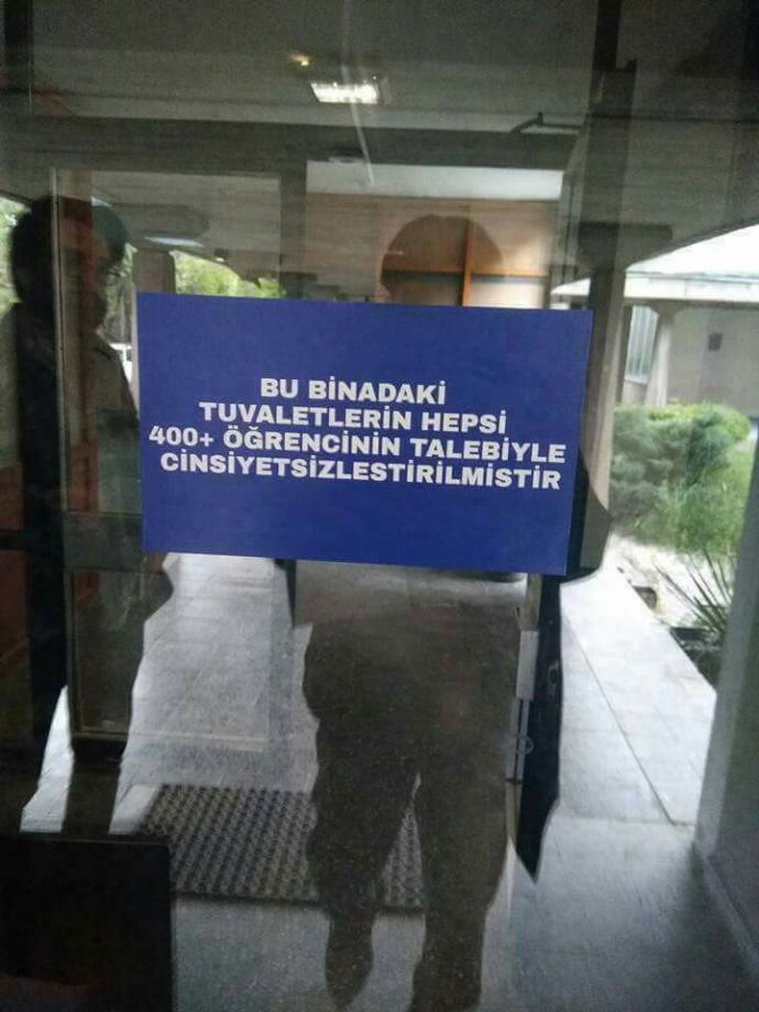 Cinsiyetsiz umumî tuvalet! Cinsiyet ayrımı yapmayan umumî tuvaleti kullanır mısınız?