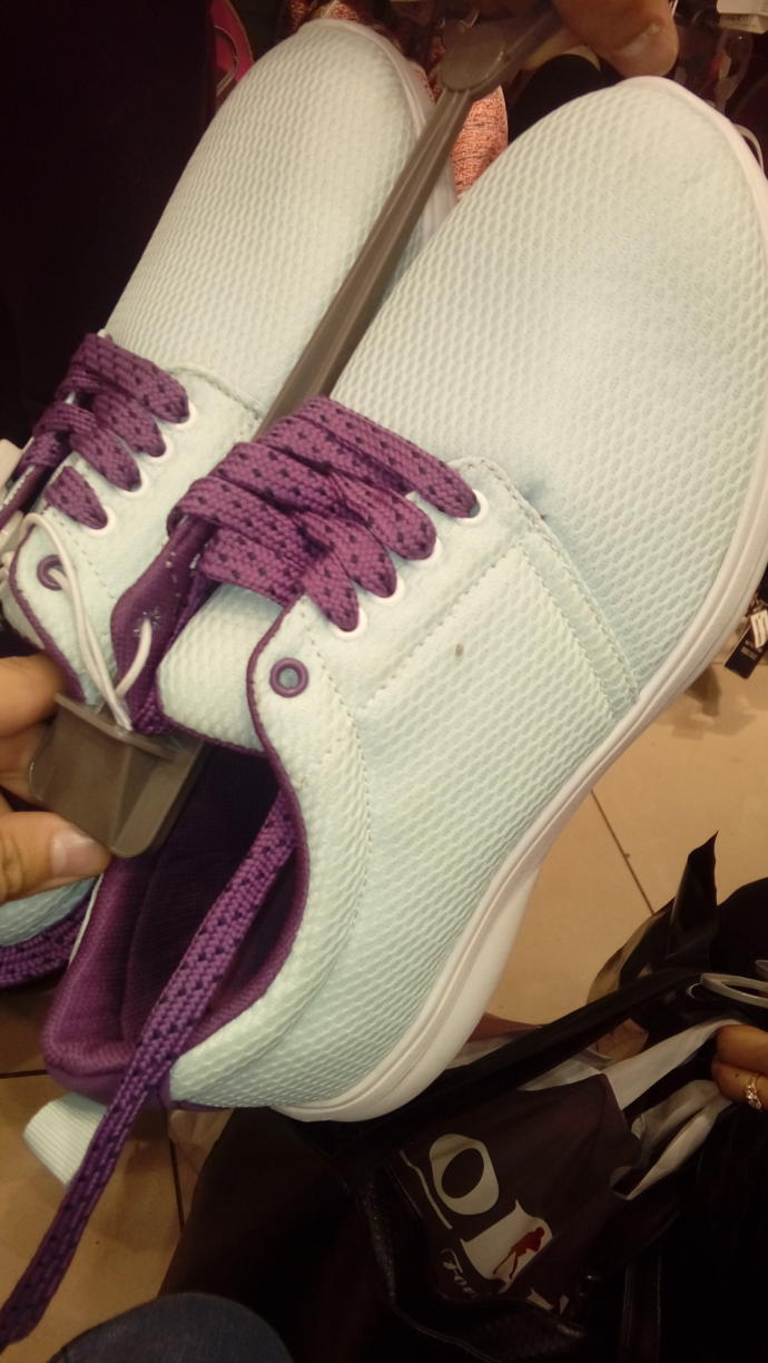 Lc Waikiki ve Defactonun ayakkabılarında bir şey mi var? Kullanan oldu mu?