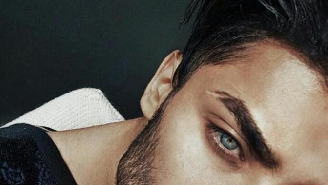 Arkadaşlar bu adam nasıl yakışıkli'mi?
