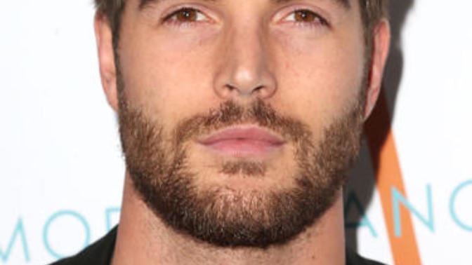 Nick bateman mi omar borkan mı?