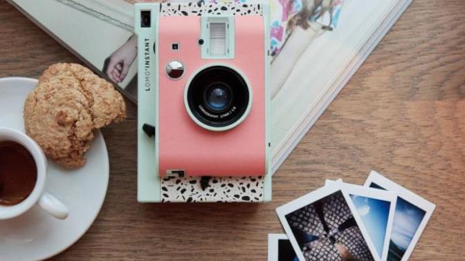 Polaroid fotoğraf makinesi kullanan var mı?