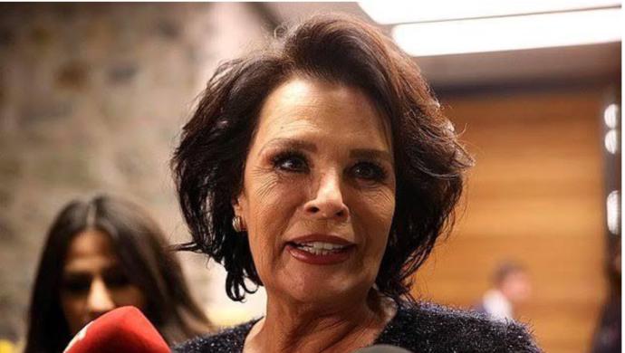 "AKP sayesinde ifade özgürlüğüyle tanıştık" Diyen Hülya Koçyiğit'e katılıyor musunuz?
