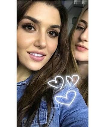 Hande Erçel'e özenen kızlar ve hasta olan erkekler burada mı?