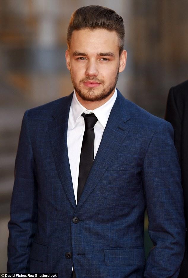 One direction grubunda sizce hangisi daha iyi (ses, tip) olarak?
