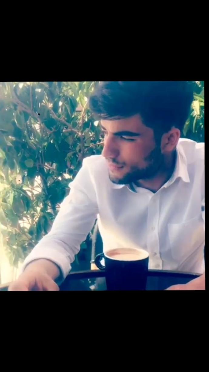 Erkeklerde beyaz tişört hastası olan bir ben miyim😍?