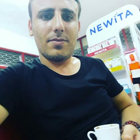 Erkeklerde beyaz tişört hastası olan bir ben miyim😍?