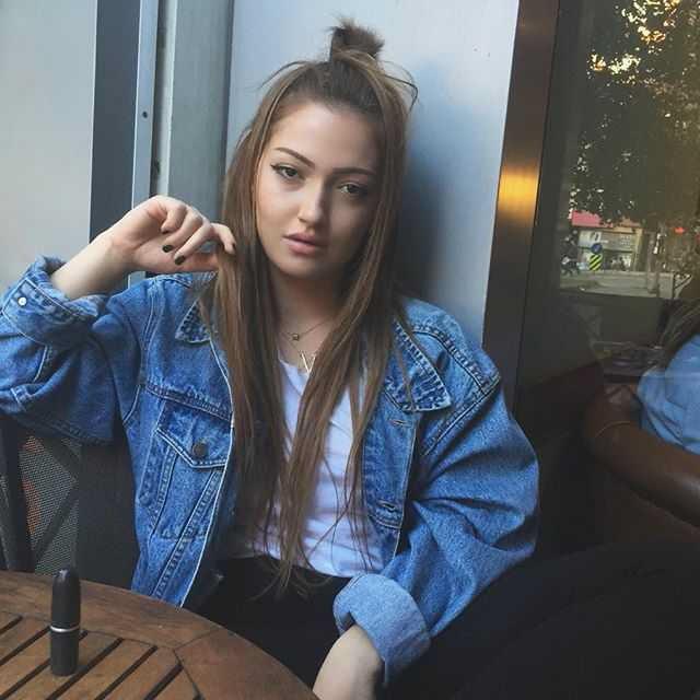 Danla Bilic mi, Duygu Özaslan mı,??