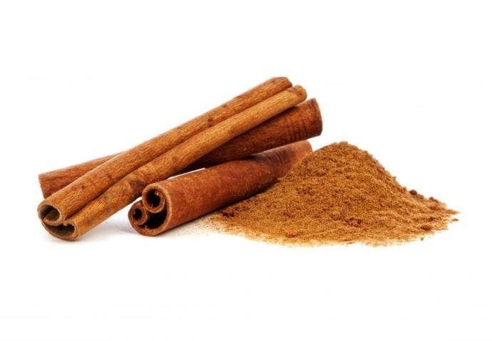 Tarçın ve limondan yüzüm yandı yardım, nasıl geçer?