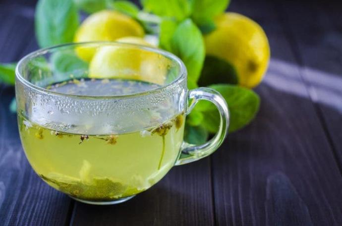 Yeşil çay + maden suyu + limon ile zayıflama çayı deneyen var mı? Faydalı mı?