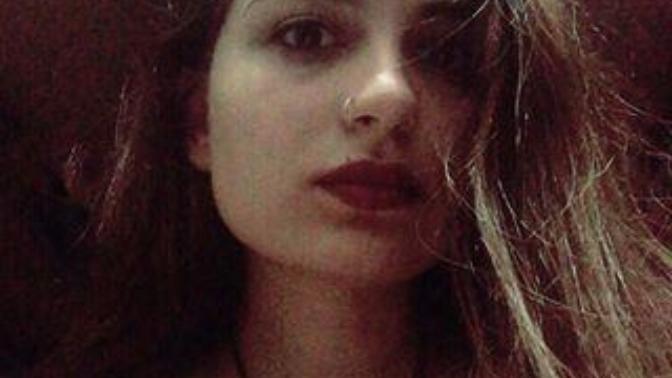 Bu fotoğraftakiler aynı kişi mi?