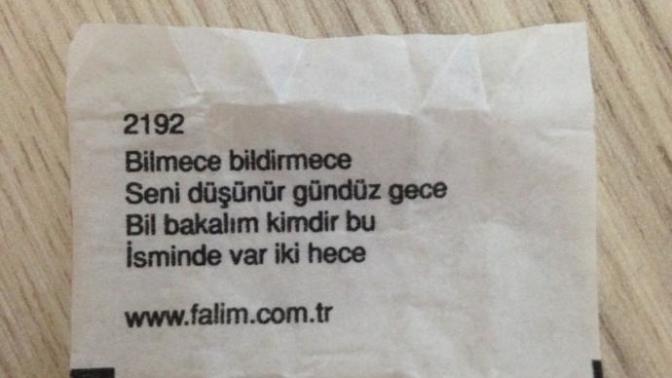 Sakızdan çıkan fallara inancınız var mı?