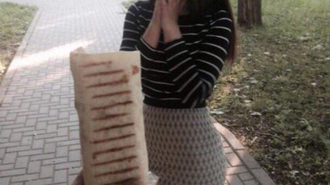Sevgililerine böyle sürprizler yapan erkekler çok tatlı değiller mi ya?