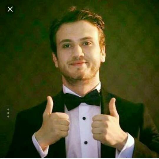 Aras Bulut Iynemli fazla yakışıklı değil mi??