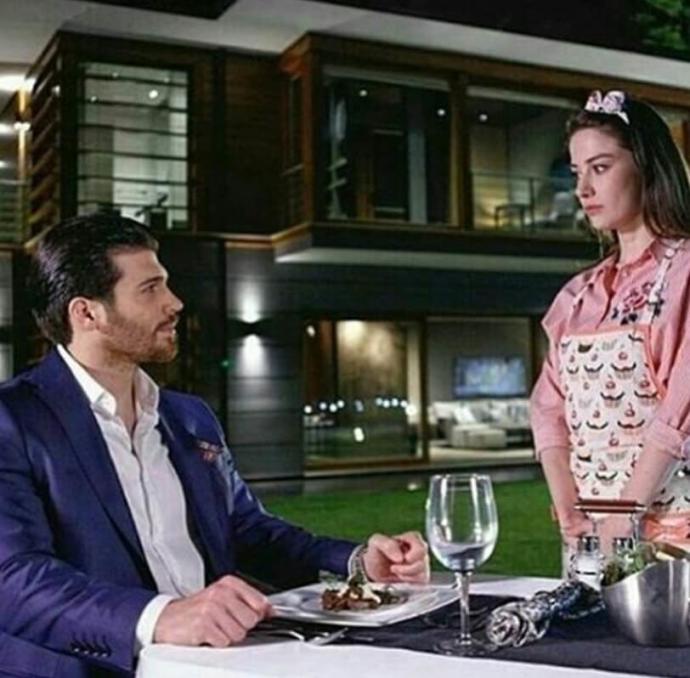 Türk dizilerinin yeni gözdesi, kaslı ve yakışıklı patron - fakir kız ilişkileri. Ne düşünüyorsunuz 😕?