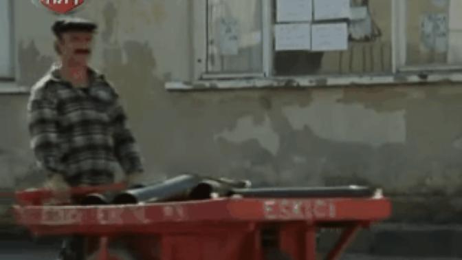 Seyyar satıcıların, dükkan sahiplerinin hakkını yediğini düşünüyor musunuz?