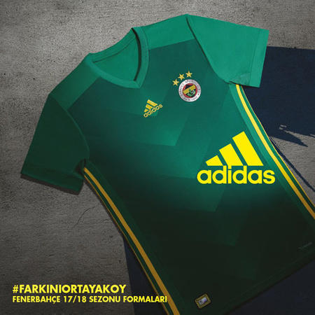Fenerbahçe'nin yeni sezon formalarını beğendiniz mi? Hangisini beğendiniz?