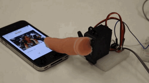 Tinder'da sevgilinize denk gelseniz, tepkiniz ne olurdu?