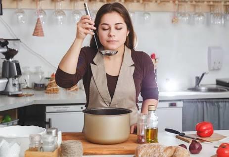 Sadece yemek değil, koklamak da kilo aldırıyormuş. Katılıyor musunuz?
