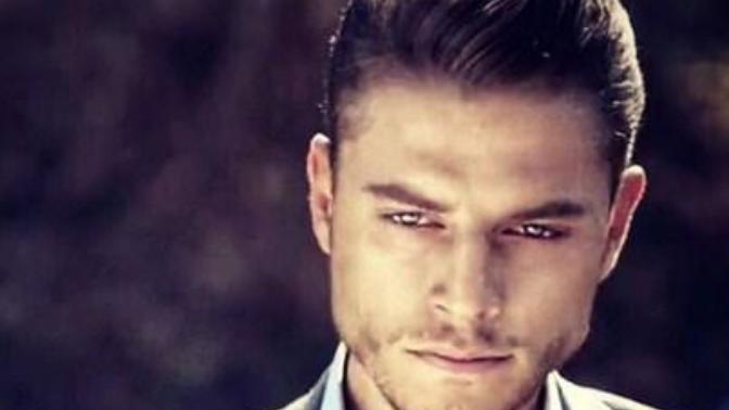 Ali Burak Ceylan çok yakışıklı değil mi?