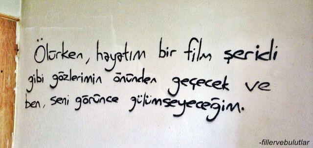 Ölürken her anınız gözünüzün önünden film şeridi gibi geçecek olsa, siz hangi anınıza gülümserdiniz?