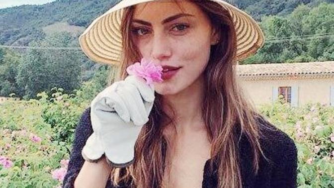 Fahriye Evcen'in yabancı ünlü versiyonunu gördünüz mü?