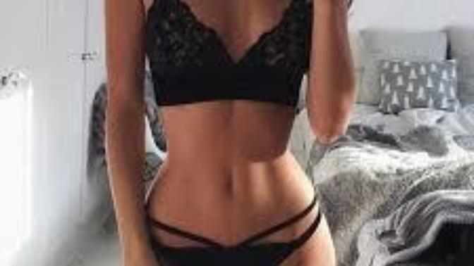 Kadınlara en çok yakışan bikini modeli hangisi?
