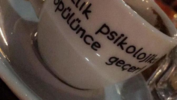 "Yalnızlık psikolojiktir, öpülünce geçer!" midir acaba?