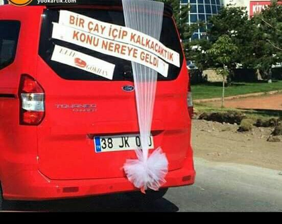 Evet Evlenince Gelin Arabası Arkasina Ne Yazdircaksiniz??
