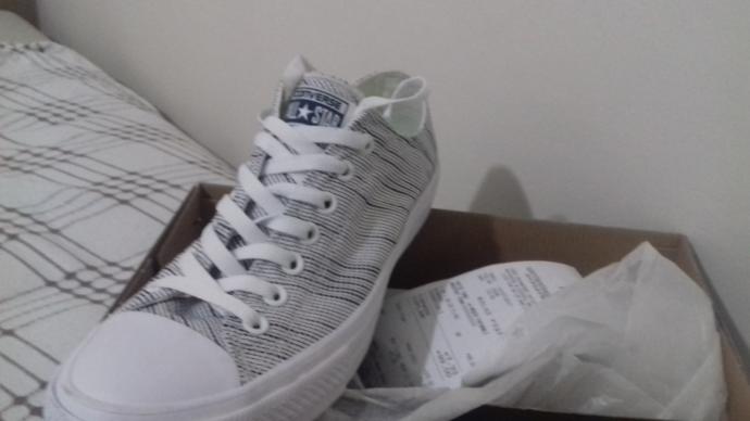 Superstep mağazası orjinal ayakkabı mı satıyor bugün converse aldım arka yazısı hafif kavladı?