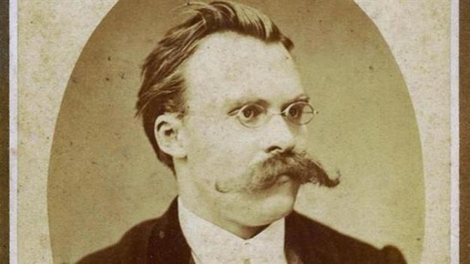 Friedrich nietzsche'nin saç rengi nasıldı?