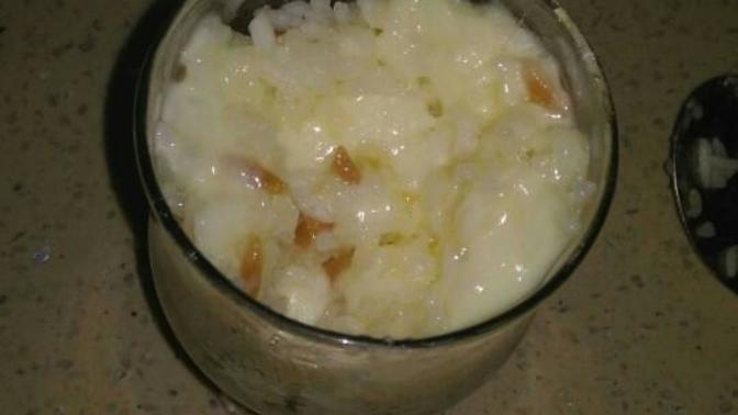 Kaşarlı pilav yaptım. 
Pilavı kaşarla denediniz mi :D?