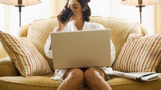 Yeni trend Home Office çalışmak! Evde çalışmanın avantaj-dezavantajları nelerdir?
