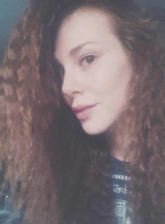 Elçin Sangu'nun aslında çirkin olduğunu düşünüyor musunuz?