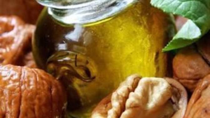 Ceviz yağının faydalarını biliyor musunuz? Kullanır mısınız?