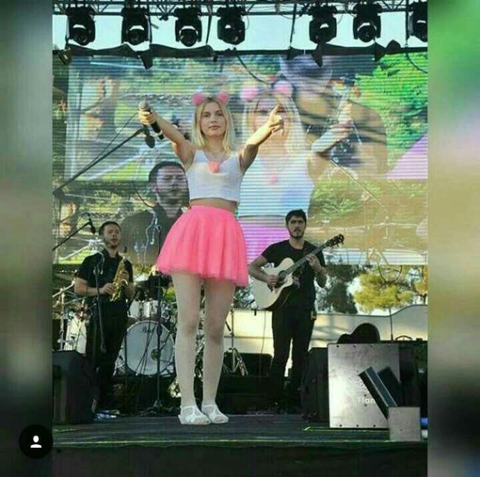 aleyna tilkinin gercek boyu sizce??