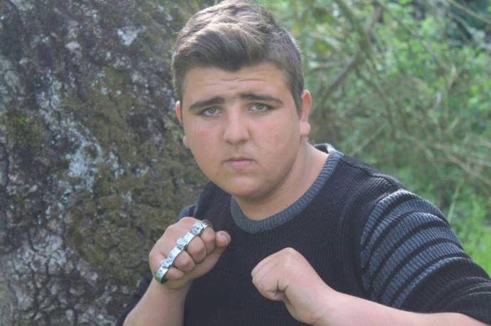 'En Yakışıklılar' listesinde Türk ünlüler de var! Sizce bu adaylardan "en yakışıklı" ünlü kim olacak? Var mı favoriniz?