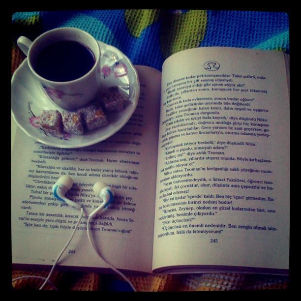 Kitap okuyun! Çok faydalıdır 