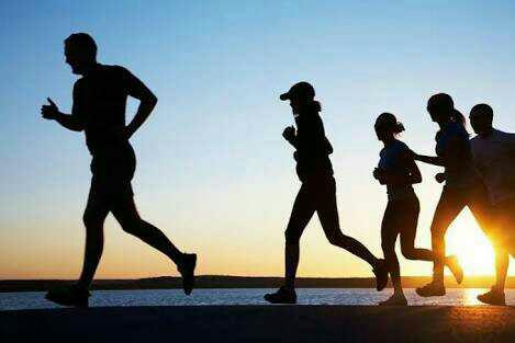 Sağlıklı beslenip spor yapmayan mı, spor yapıp sağlıklı sağlıksız her türlü şeyi yiyen mi ilerde daha az zorluk çeker??
