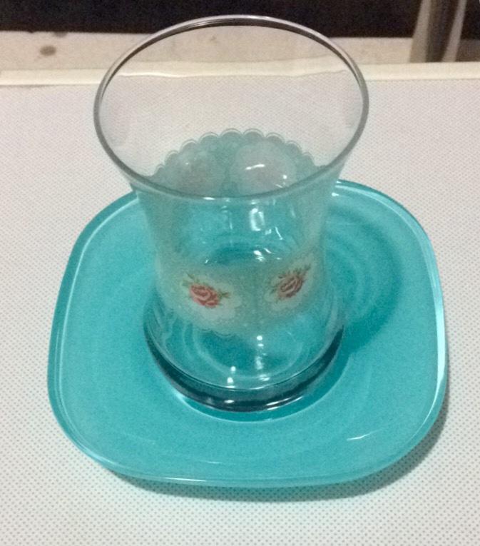 Sizce nasıl bir çay bardağı takımı?
