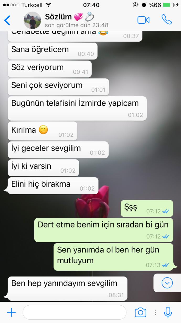 Gecenin bir yarısı "Seni seviyorum" mesajı aldınız mı hiç?