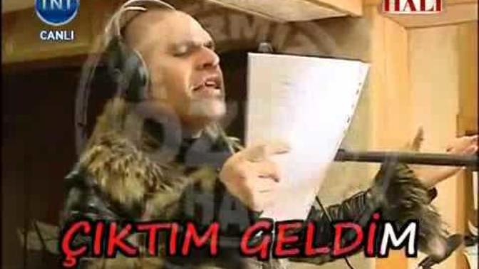 Rengim sensin ahengim sen, Gökkuşağınım ben senin, Şahdamarımsın candamarımsın, Anla artık tek aşkımsın... Peki ya siz?