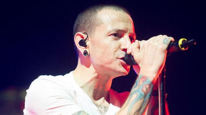 Linkin Park grubunun solisti Chester Bennington intihar etti. Siz dinler miydiniz?