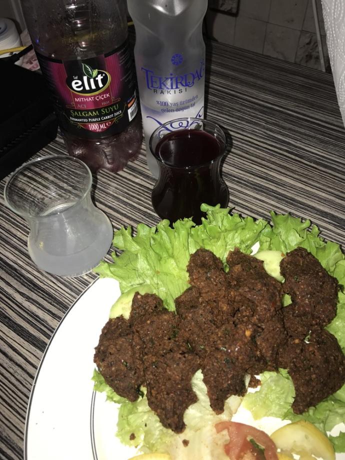 Çiğ köfte ve Rakıya hayır der misiniz?