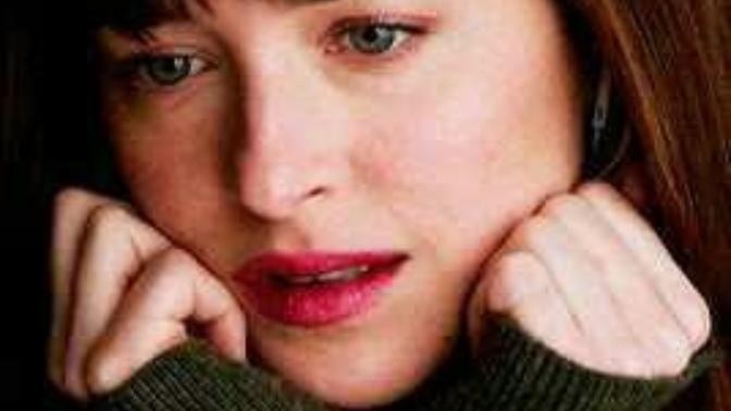 Dakota Johnson Sizce Güzel Ve Masum Gözükmüyor mu?