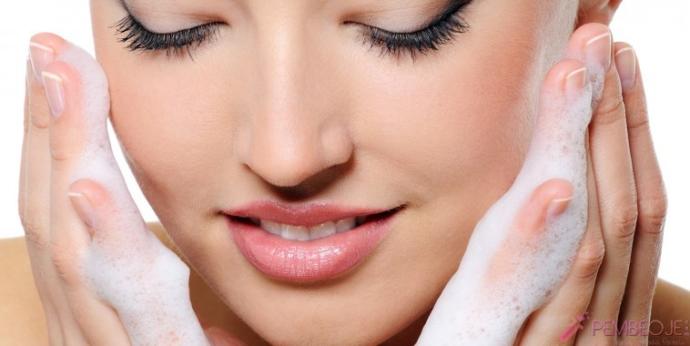 Siyah nokta görünümlü gözenekler?