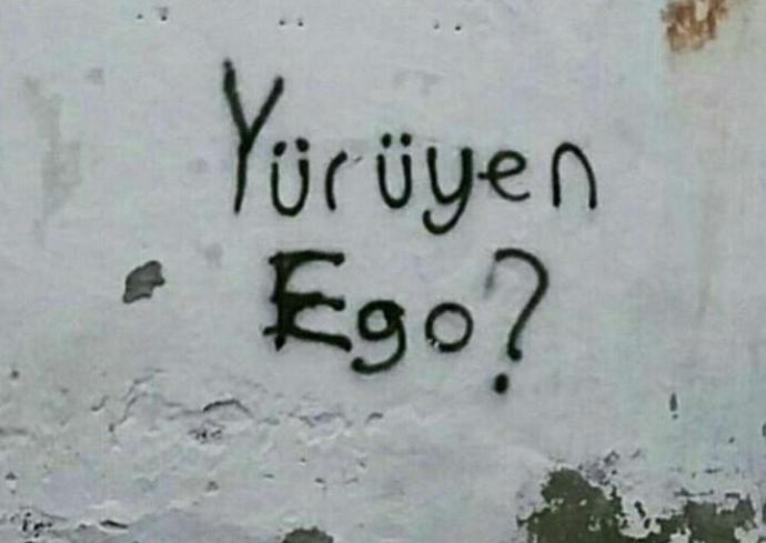 Şimdiye kadar rastladığınız en güzel duvar yazısı?
